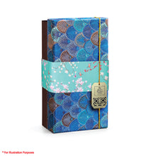 Load image into Gallery viewer, Harmony MSW Durian Mooncake Gift Set (2 pcs X 170g)
