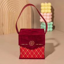 Load image into Gallery viewer, Corporate Velvety Red Mooncake Gift Set (2 pcs X 180g). (50 sets and above)
