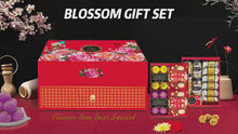 Load and play video in Gallery viewer, 30. BLOSSOM GIFT SET
